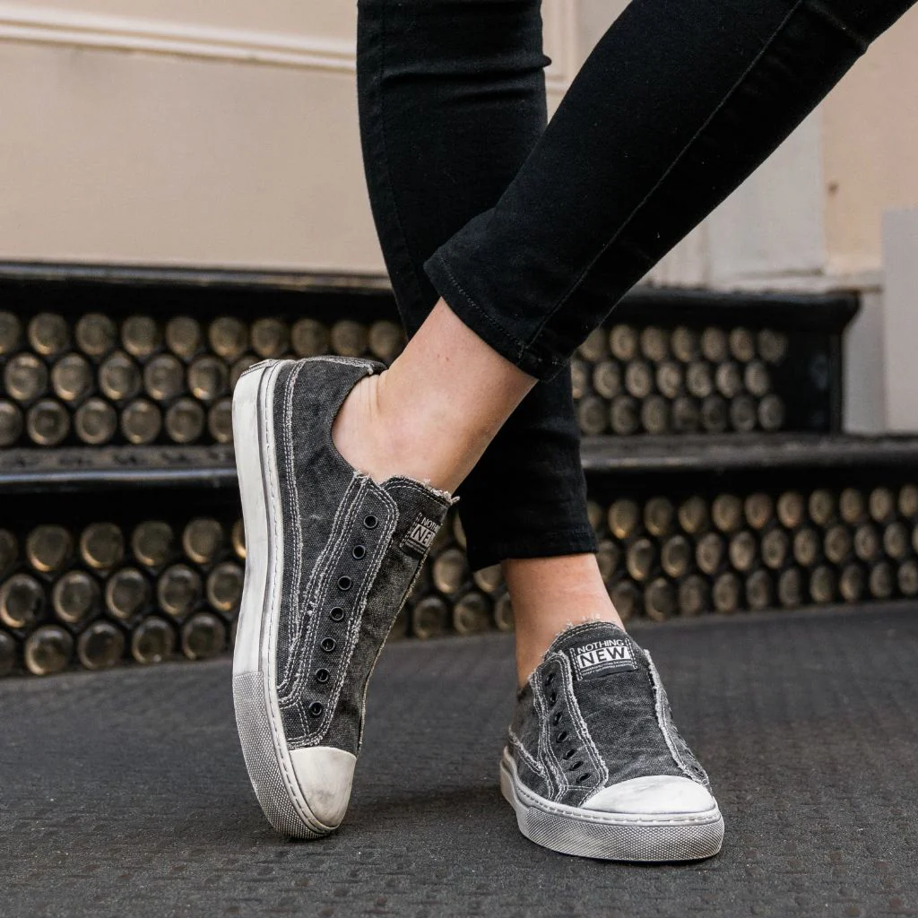 Women's Wave | Black - Image 6